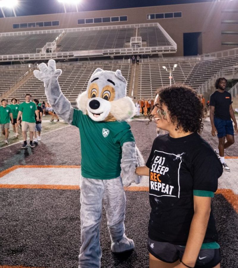 ClashOfTheColleges090423_0043